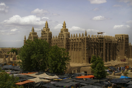 The Great Mosque, Djenn&eacute;, Mali -July, 2009