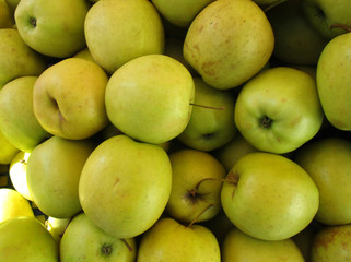 green apples
