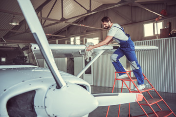 Mechanic and aircraft