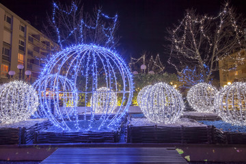 No&euml;l bleu &agrave; Guebwiller, march&eacute; de No&euml;l en Alsace