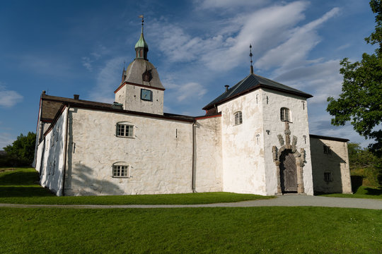 Burg 6552