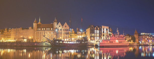 Obraz premium evening panorama of Gdansk