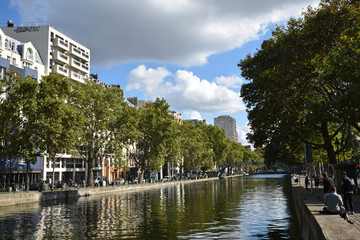 Canal Saint Martin à Paris, France