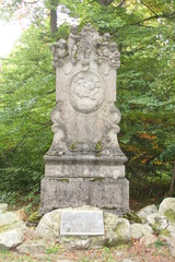 Fototapeta na wymiar Denkmal Jäger uas Kurpflalz