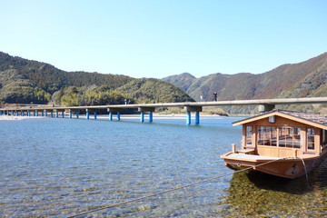 Fototapeta premium 沈下橋