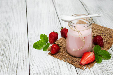 yogurt with fresh strawberries