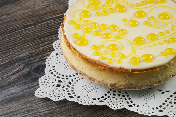 No-bake lemon cheesecake and fresh juicy fruits