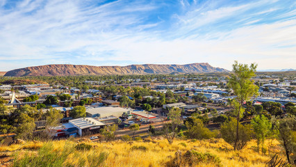 The town of Alice Springs in the middle of the desert - obrazy, fototapety, plakaty