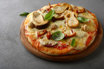 Pizza with mushrooms mix