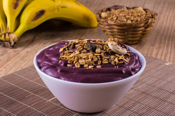 Acai with banana and granola