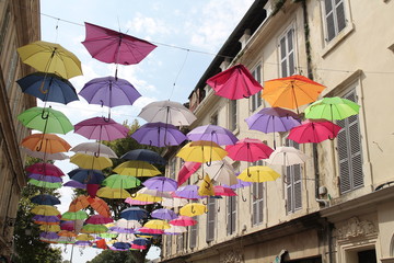 Fototapeta na wymiar paraguas de colores