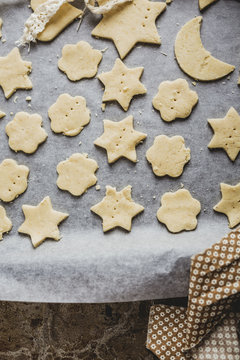 Homemade cookies ready for baking