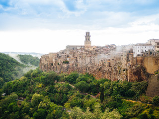 Obraz premium City of Pitigliano in Tuscany, Italy after sunset