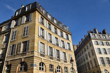 Fototapeta na wymiar Place de l'Odéon à Paris, France
