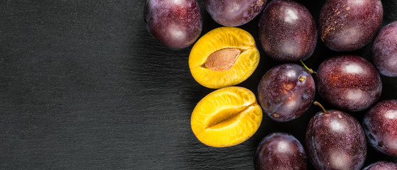 Fresh blue plums