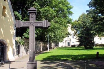 Kreuz am Adelheidisbrunnen in Bonn-Pützchen