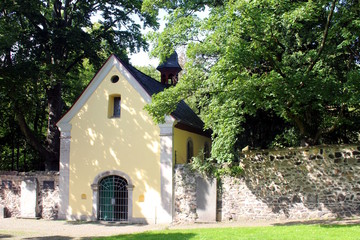 Fototapeta na wymiar St. Adelheid Kapelle in Bonn Pützchen