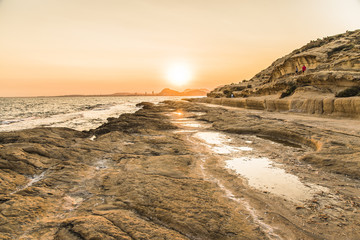Puesta de sol en el Cabo de la Huertas, Alicante, España