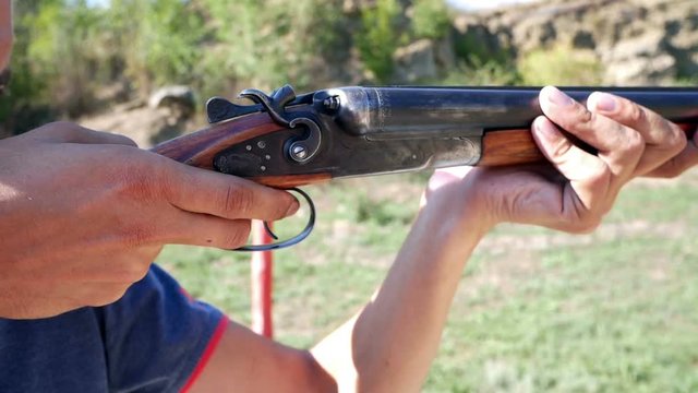 Shooting from a double-barrel rifle
