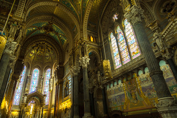 Fototapeta na wymiar Notre Dame de Fourviere in Lyon