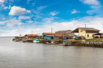 Fototapeta na wymiar Oyster village in Arcachon Bay