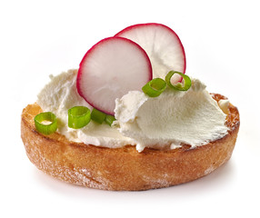 toasted bread with cream cheese