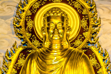 The golden statute of the Buddha.