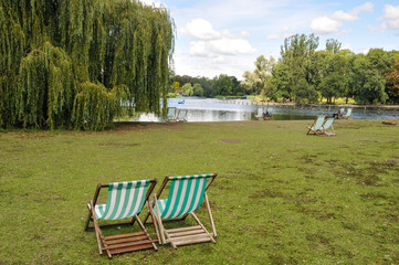 Tumbonas en Saint Jame's Park, Londres