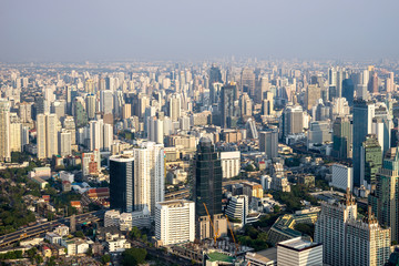Fototapeta na wymiar cityscape of bangkok city skyline , landscape Thailand