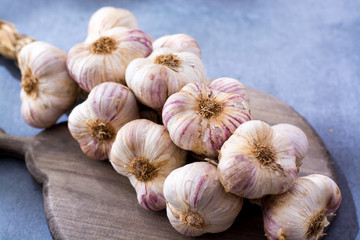 New harvest french violet garlic braid
