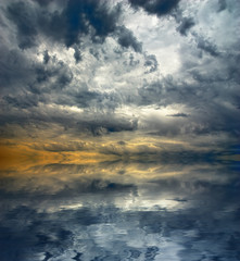 Obraz premium Amazing storm clouds seascape background. Sea landscape and overcast dark sky