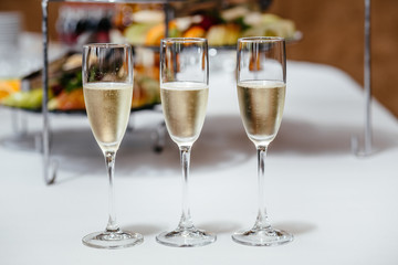 full glasses of champagne