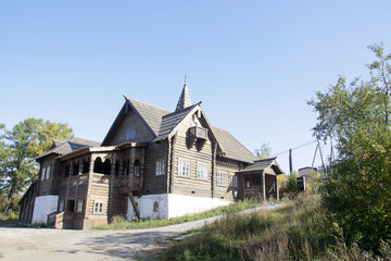 Fototapeta na wymiar Manor of the Russian landowner. Sightseeing in a small town in the Urals