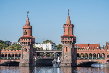 Fototapeta premium Berlin - Oberbaumbrücke