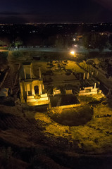 Fototapeta na wymiar The Roman theater of Volterra at night