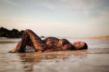 Maternity Photos By The Beach