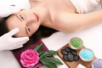 Obraz na płótnie Canvas Body care. Spa body massage treatment.