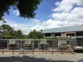 Electricity supply stations or power stations