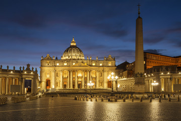 Fototapeta na wymiar View on St. Peter's square at the Vatican late in the evening at sunset