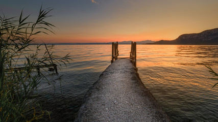 Fototapeta premium Jezioro Garda lub