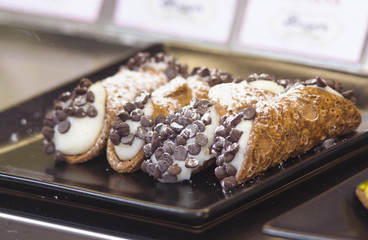 cannoli siciliani