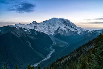 Fototapeta na wymiar Mount Rainier National Park