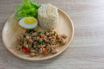 stir fried chicken whit basil on rice