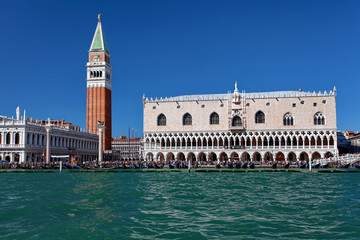 Fototapeta na wymiar Doge's palace and Campanile on Piazza di San Marco, Venice, Italy 