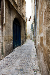 Fototapeta na wymiar streets of Bordeaux