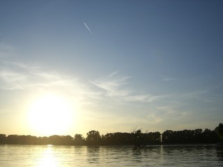 Auf der Donau mit dem Schlauchboot