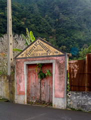 Fototapeta premium alte Ruine auf Madeira