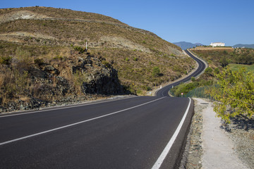 Carretera semicurva