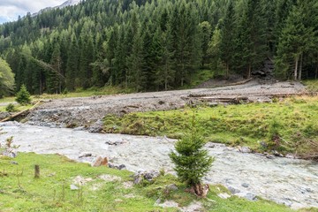 Wanderer im Weißpriachtal in Lungau, Österreich