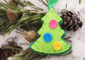 green felt Xmas toy tree